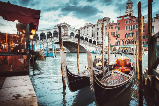 Venice Travel Guide 2025: Best Things to Do, See & Eat in a Day